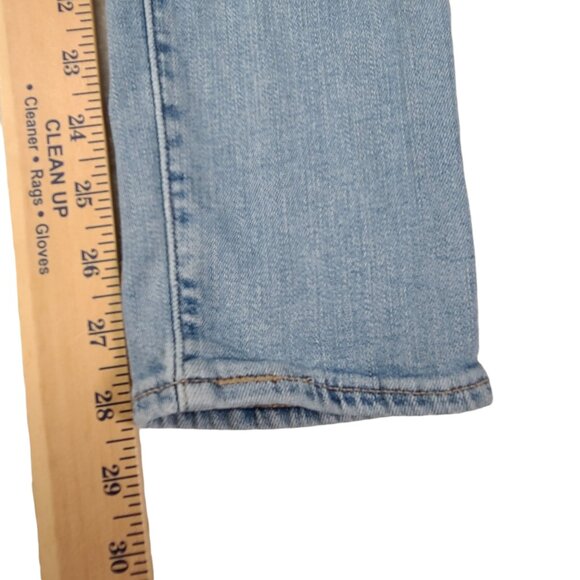 Levis 721 Jeans Womens 30 28x28 High Rise Skinny Light Wash Stretch Distressed - Picture 14 of 15